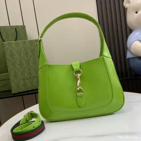 REP 2405YA0078 Gucci Bags 0407